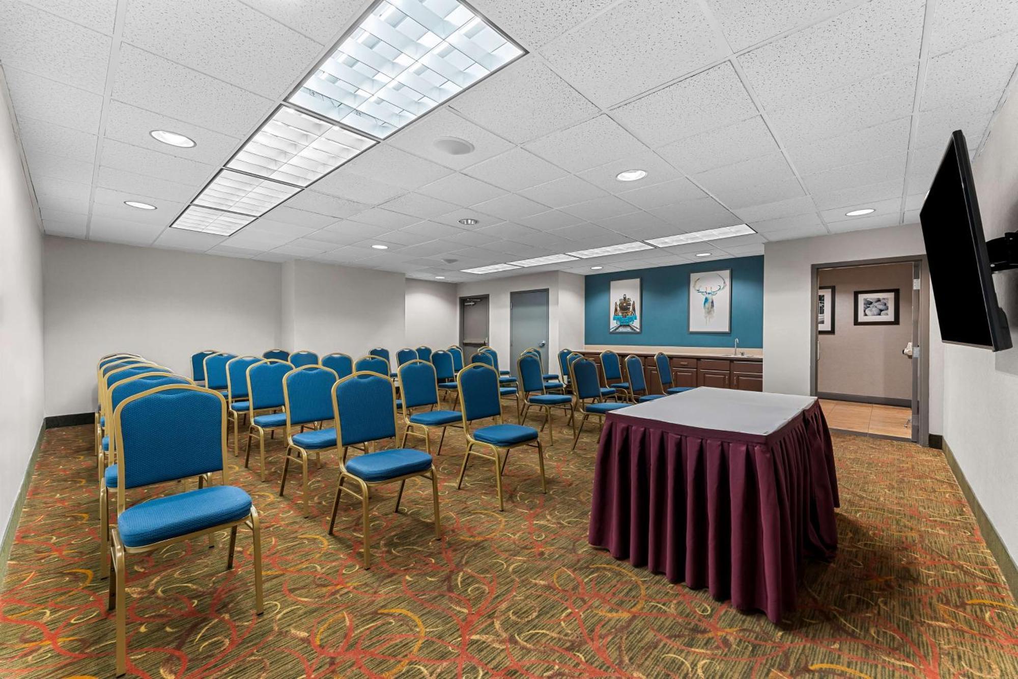 Hotel Hampton Poconos 4*