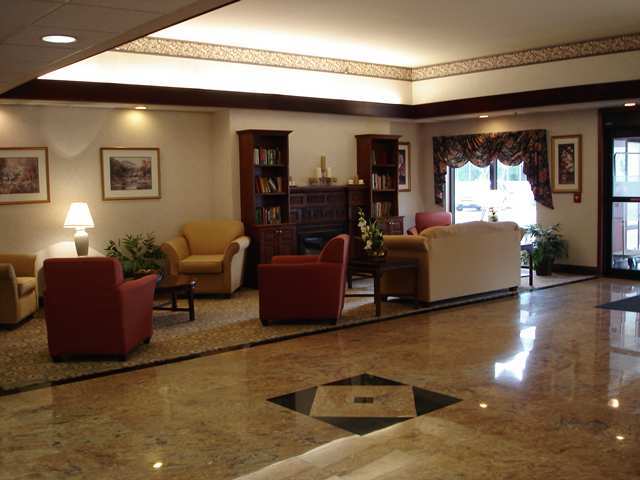 Hampton Poconos Hotel 4*